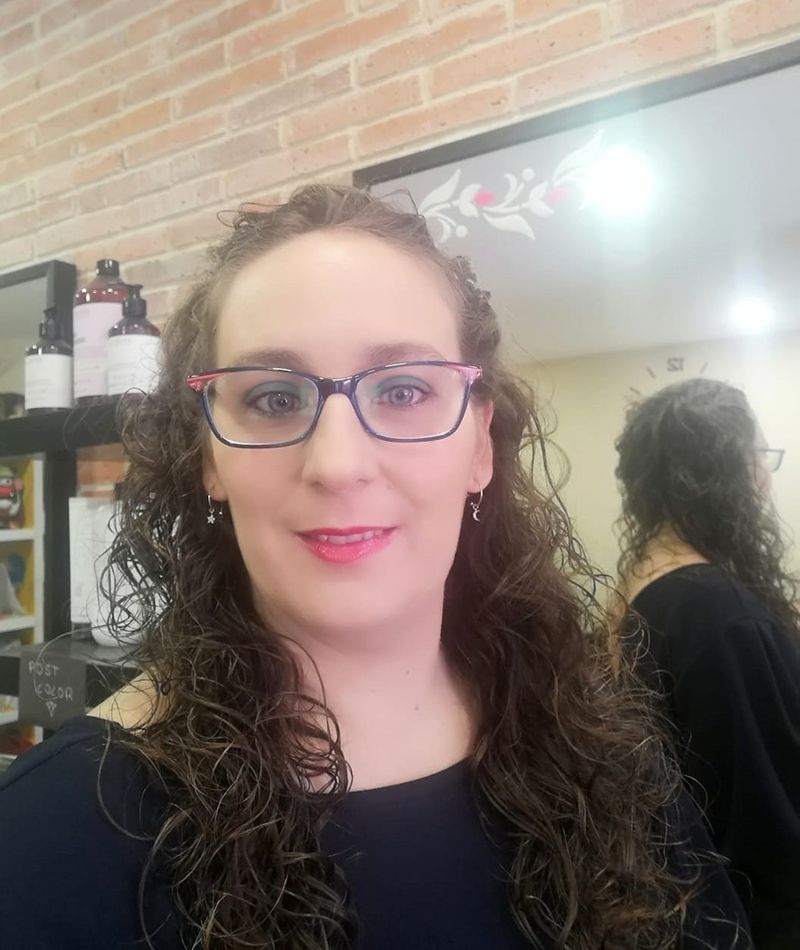 Fotografía de Sole Solo, gerente de la peluquería.